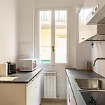 Guesthost - Ponte Vecchio Charming Appartement *
