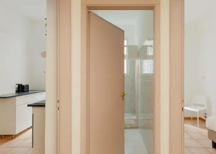 Guesthost - Ponte Vecchio Charming Apartment Florenz