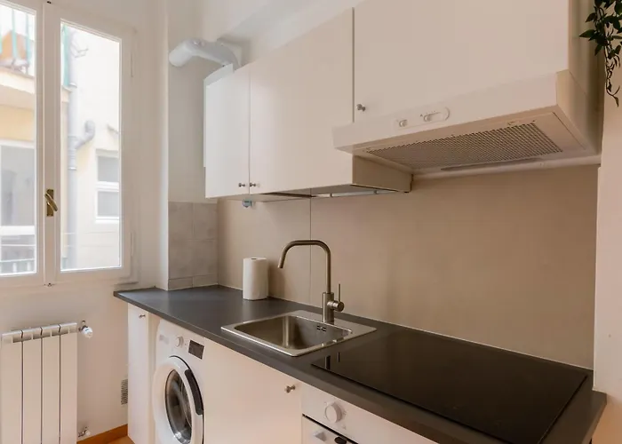 Guesthost - Ponte Vecchio Charming Apartment *