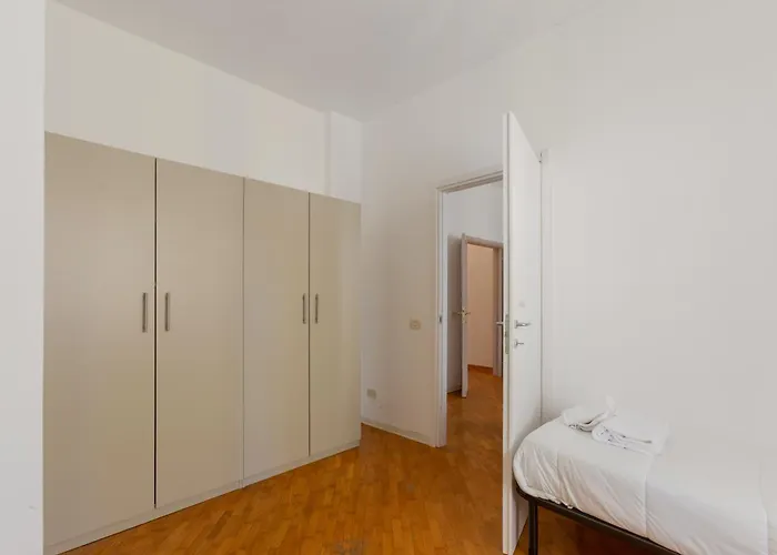 Apartment Guesthost - Ponte Vecchio Charming Florenz