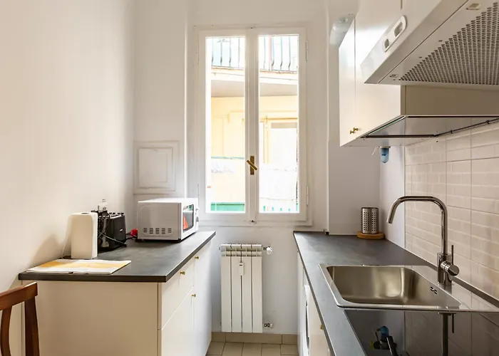 Guesthost - Ponte Vecchio Charming Apartment *