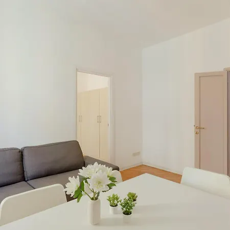 Guesthost - Ponte Vecchio Charming *