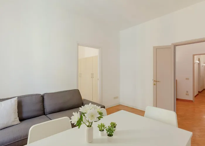 Guesthost - Ponte Vecchio Charming *